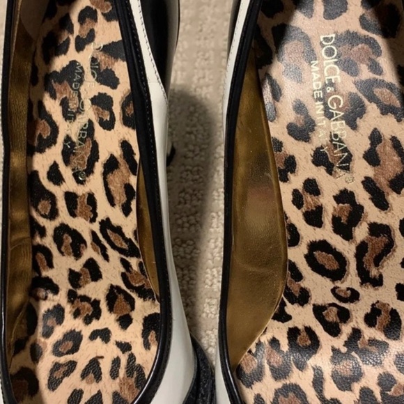 Dolce & Gabbana Black and White Pointed Toe Pumps with Leopard Insole